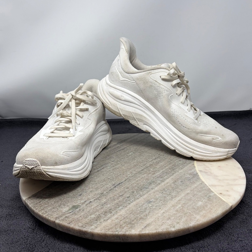 Hoka One One Clifton 9 Running Shoes Womens Road Sneakers 9.5 White 1162031 WWH